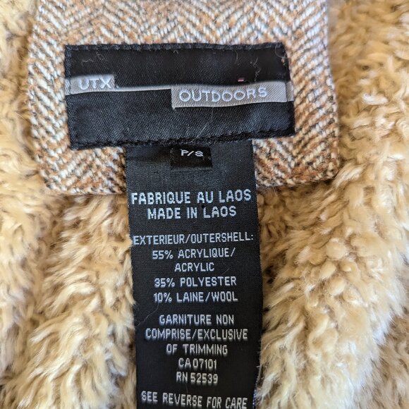 Vintage UTX Outdoors Faux Fur Coat - Picture 5 of 6